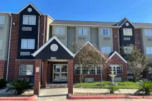 Image of Super 8 by Wyndham San Antonio Downtown NE