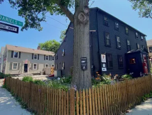 Image of Silsbee's by Daniels House