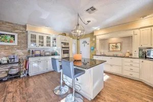 Image of Stunning Rogers Villa with Pond about 7 Mi to Lake