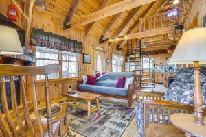 Image of Quaint Dahlonega Cabin w/ Cavenders Creek Access!