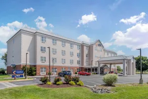 Image of Comfort Inn & Suites