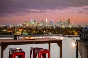Image of StayCentral - Northcote Townhouse with Study