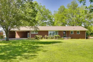 Image of Dog-friendly Lexington Retreat: Step-free Access!