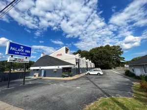 Image of Palace Inn & Suites - Newport News/Jefferson Ave