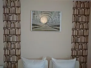 Image of City Apartment S & W