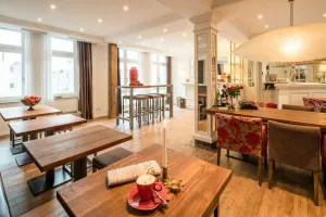 Image of Weinstadt Hotel - das Original