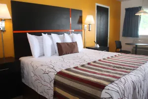 Image of Chaparral Motor Inn