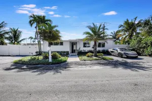 Image of Modern and Updated Delray Beach Escape Sleeps 10!