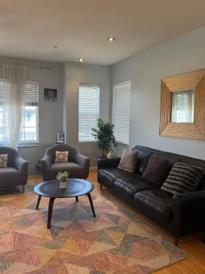 Image of Large and Cozy Home 2BD 2BA Near SF