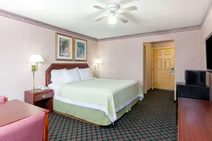 Image of Days Inn by Wyndham Holladay
