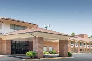 Image of Days Inn by Wyndham Lexington