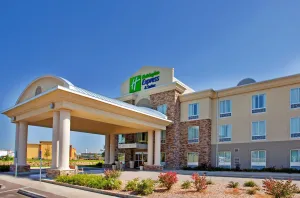 Image of Holiday Inn Express & Suites East Wichita I-35 Andover by IHG