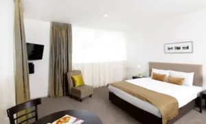 Image of Quest on London
