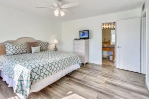 Image of Land's End 4-406 Bay Front