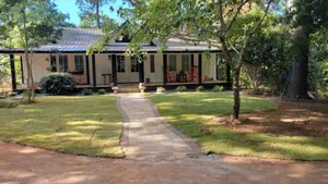 Image of Lake Hartwell Frank Howard Home