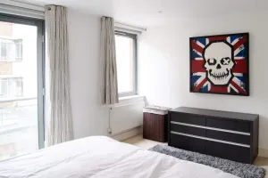 Image of Modern 2 Bedroom With Balcony Near Oxford Street