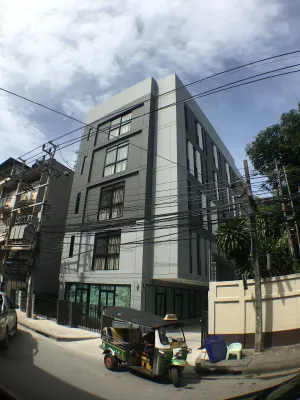 Image of 28 Place