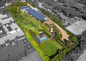 Image of Luxury Portsea Sanctuary Gas Heat Pool & Gardens