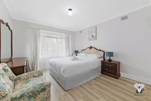 Image of KozyGuru / Blacktown / Beautiful Peaceful 3B House / NBL049