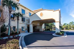 Image of Comfort Suites