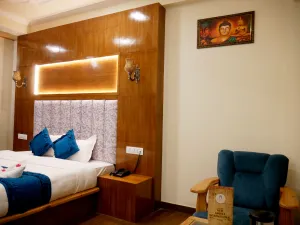 Image of New Ambika International