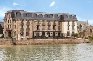 Image of Castel Beau Site