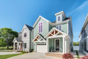 Image of 'paradise Found' Lake House on Waterfront!