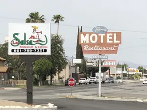 Image of Topper Motel