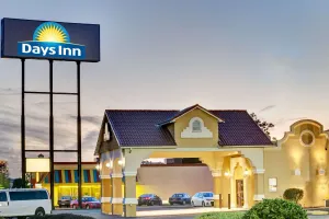 Image of Days Inn by Wyndham Louisville Airport Fair and Expo Center