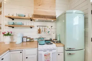 Image of 4-acre Plot: Farmhouse-chic Retreat in Forest!