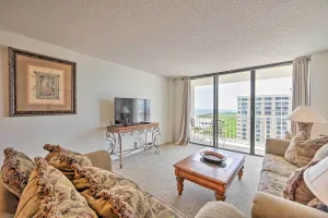 Image of Beachfront Marco Island Condo with Pool Access!