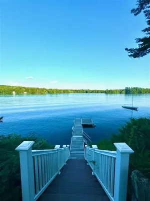 Image of Annabessacook Retreat Limit 8 3 Bedroom Home by RedAwning