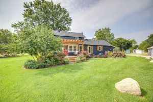 Image of 'city Girl Farmhouse' in Hudsonville w/ Hot Tub