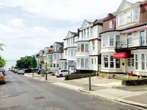 Image of Welbeck Hotel - Close to Beach, Train Station & Southend Airport