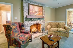 Image of Charming New Bern Cottage with Grill and Fire Pit!