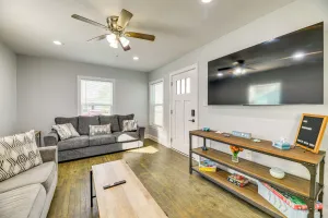 Image of 3 Mi to Beach: Family Home in Corpus Christi!