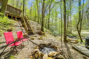 Image of Creekside Cabin with Deck and Grill in Whittier!