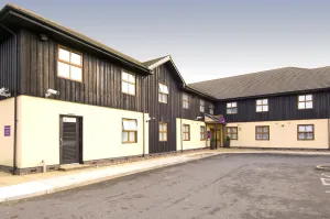 Image of Premier Inn Bolton West