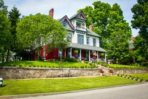 Image of Evans Holly Grove Inn B&B