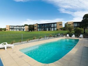 Image of Moonah Links Apartment 45 Lovely 1 bedroom holiday home with heated pool