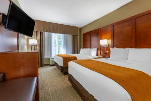 Image of Comfort Suites Marquette