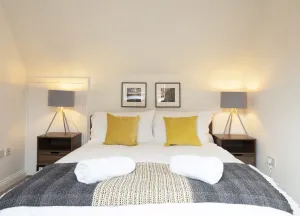 Image of Host & Stay - King's Corner