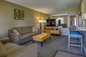 Image of 2 Mi to Coachella and Stagecoach Condo with Pool