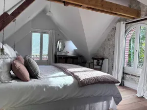 Image of Exceptional 5 bedroom house near the beach