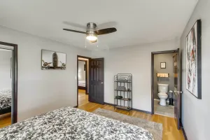 Image of Kansas City Split-level Home, Near Stadiums!