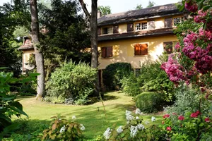 Image of Cazaudehore, maison forestière de charme, restaurant gastronomique, terrasse ombragée et jardin