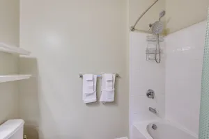 Image of Capitol Heights Apartment ~ 8 Mi to National Mall!