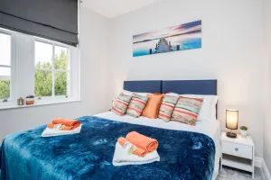 Image of MPL Apartments - Watford The Junction Short-Term Rentals - 2bed-FREE PARKING