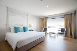 Image of CH Hotel