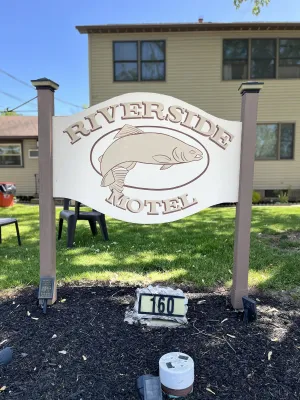 Image of Riverside Motel